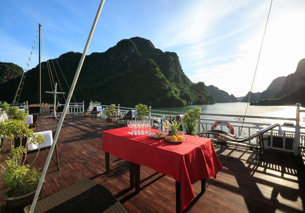 Rosa Boutique Cruise Hotel Hạ Long-öböl Kültér fotó